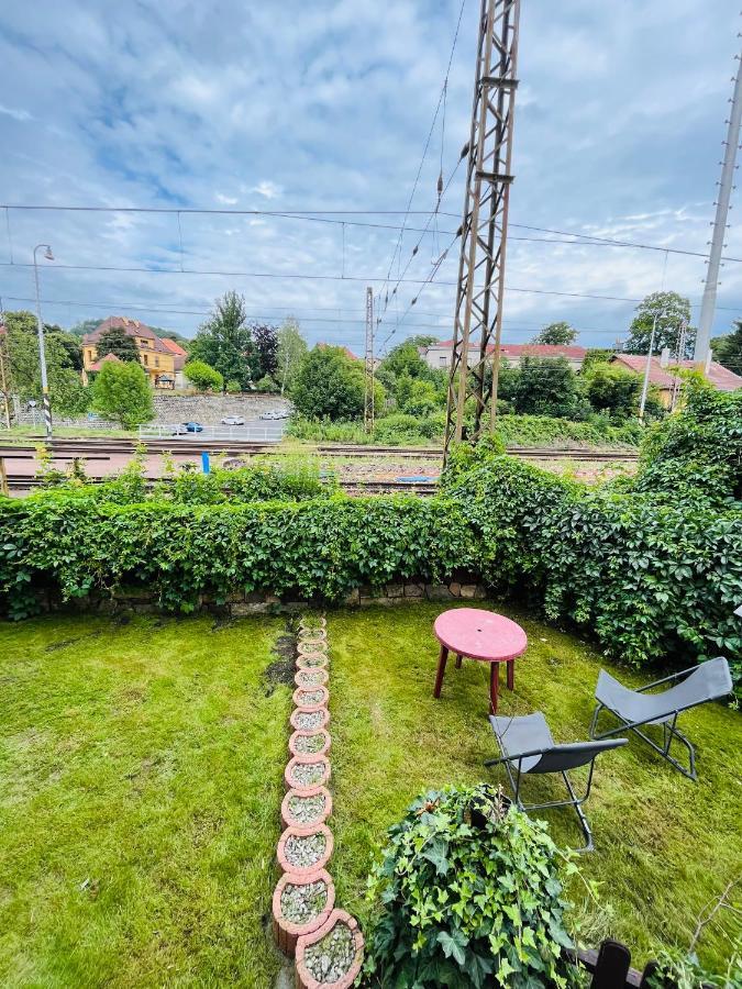 Apartma Luxura Decin Exteriör bild