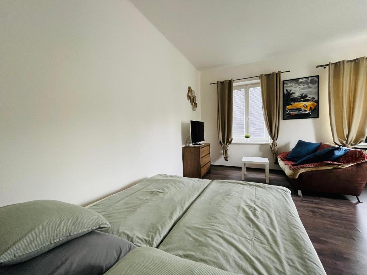 Apartma Luxura Decin Exteriör bild