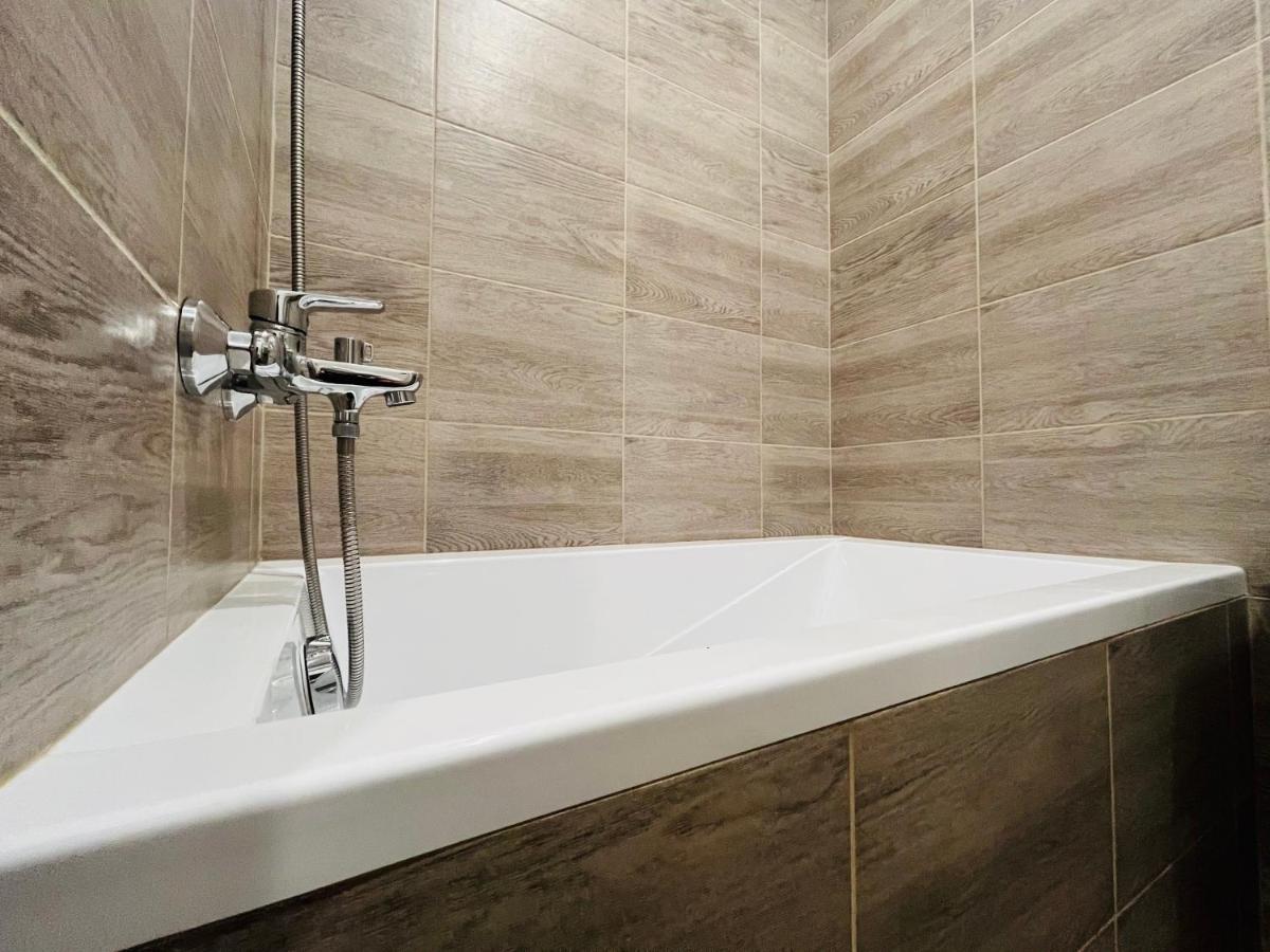 Apartma Luxura Decin Exteriör bild