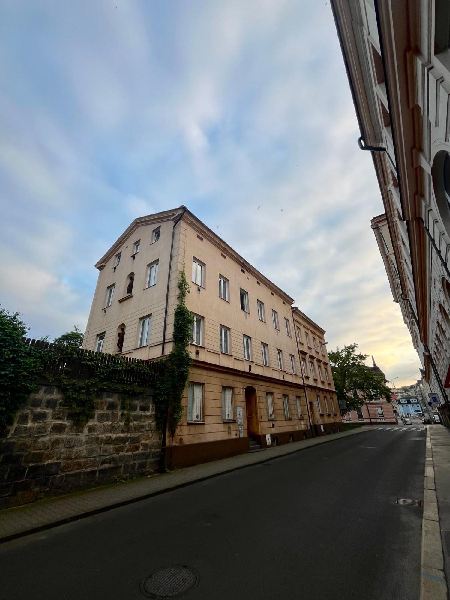 Apartma Luxura Decin Exteriör bild