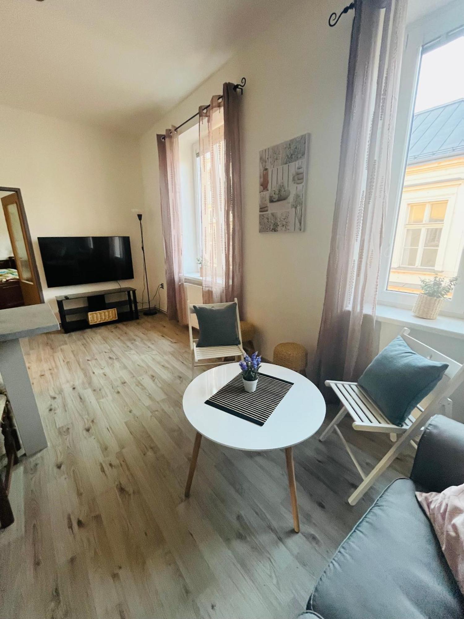 Apartma Luxura Decin Exteriör bild