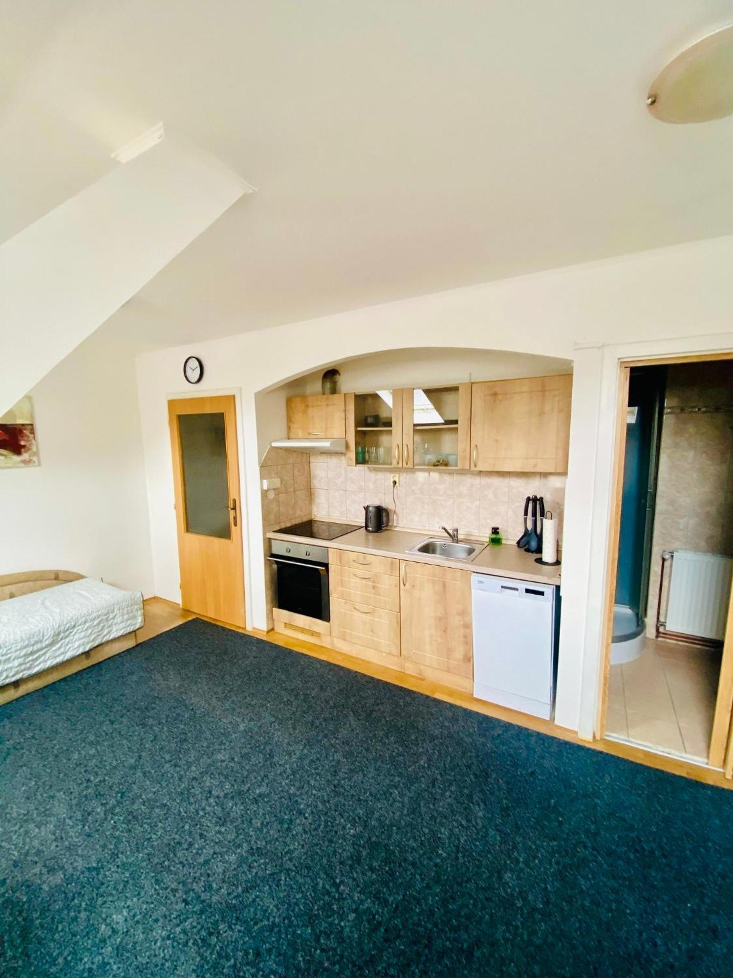 Apartma Luxura Decin Exteriör bild
